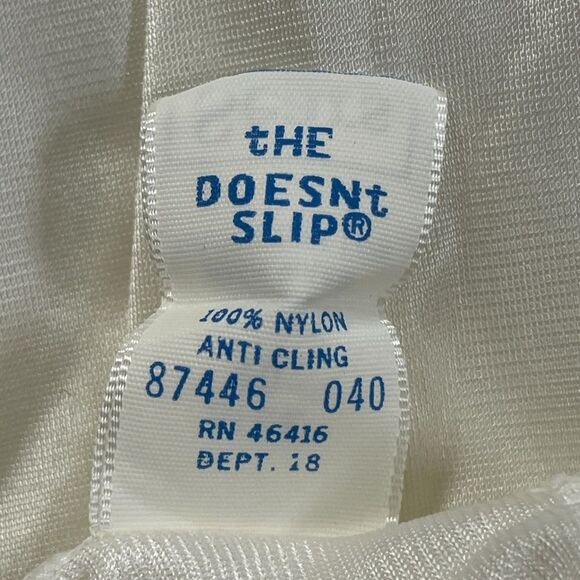 Vintage Full chemise long slip gown nightgown, size 40 (bra size). Approx XL - Picture 8 of 13